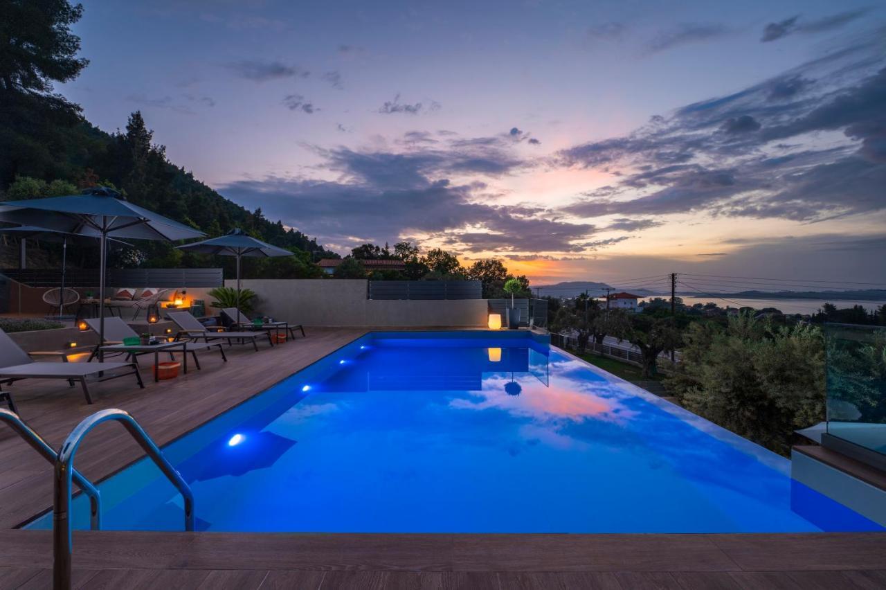 Anmian Suites Vourvourou Exterior foto
